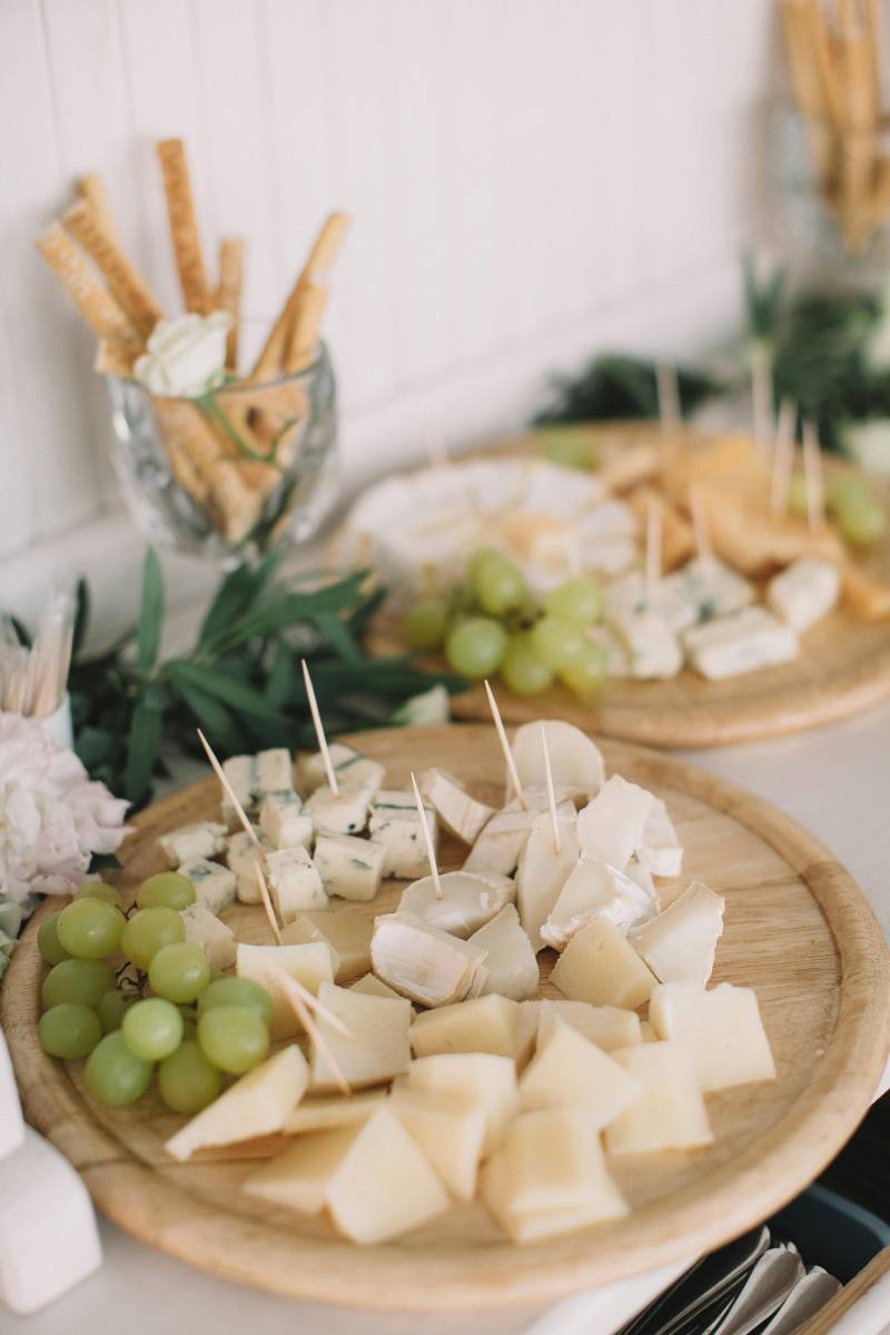 Commander un plateau de fromages pour un apéro entre amis à Marseille